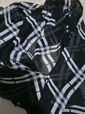 4/$25 Deal! Vintage Black and White Plaid Lightweight Scarf